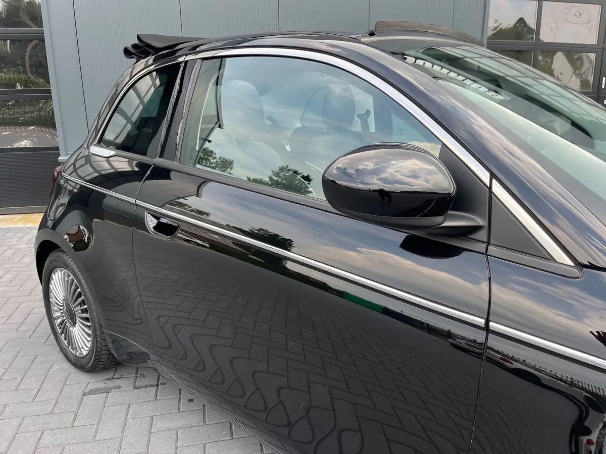 Urban 42 kWh NL.Auto/SOH 94.9%/Carplay/Cabriolet/Groot scherm/1Ste Eigenaar/Dealer onderhouden
