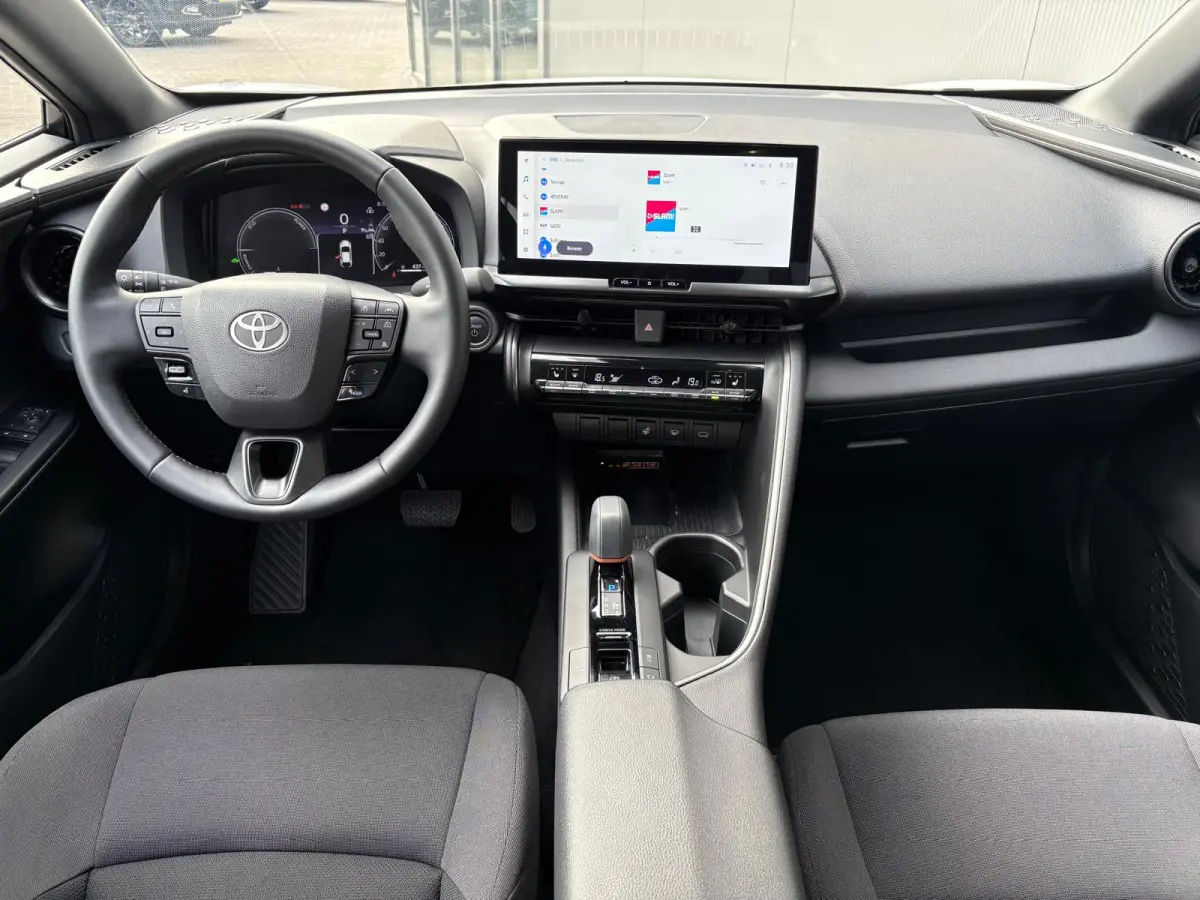 1.8 Hybrid 140PK First Edition Bi-Tone/Winter-pack/Gr.-navigatie/Elektr.klep/Camera/Adapt.-cruise