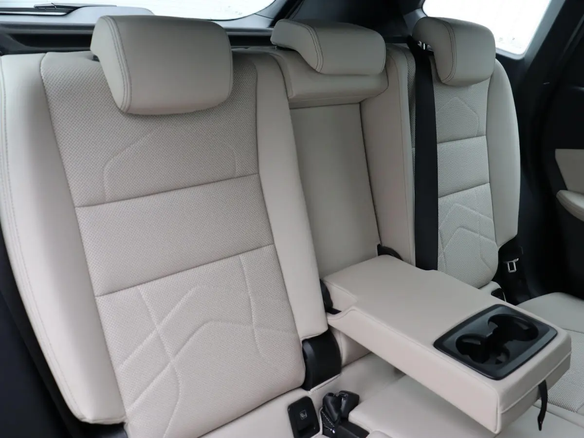 xDrive30 M Sportpakket | Innovation Pack | Comfort Pack | Trekhaak | Elektrisch Verstelbare Sportstoelen | Driving Assistant Professional | Head Up Display | Harman Kardon | 18''