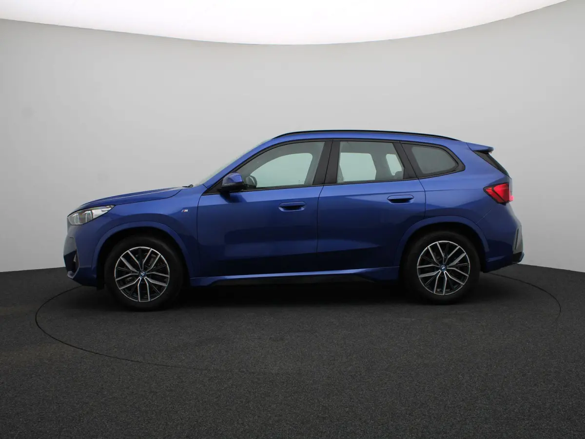 xDrive30 M Sportpakket | Innovation Pack | Comfort Pack | Trekhaak | Elektrisch Verstelbare Sportstoelen | Driving Assistant Professional | Head Up Display | Harman Kardon | 18''