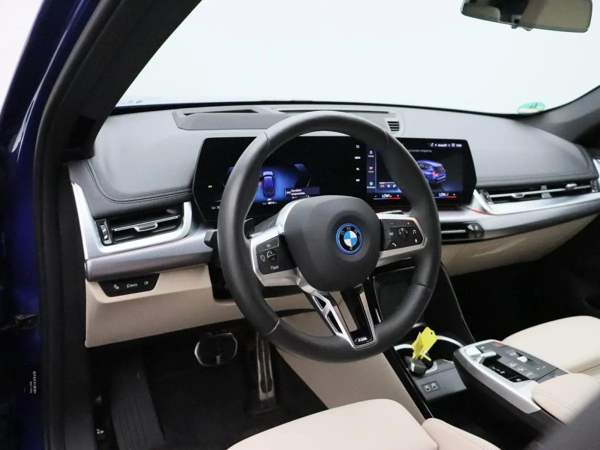 xDrive30 M Sportpakket | Innovation Pack | Comfort Pack | Trekhaak | Elektrisch Verstelbare Sportstoelen | Driving Assistant Professional | Head Up Display | Harman Kardon | 18''
