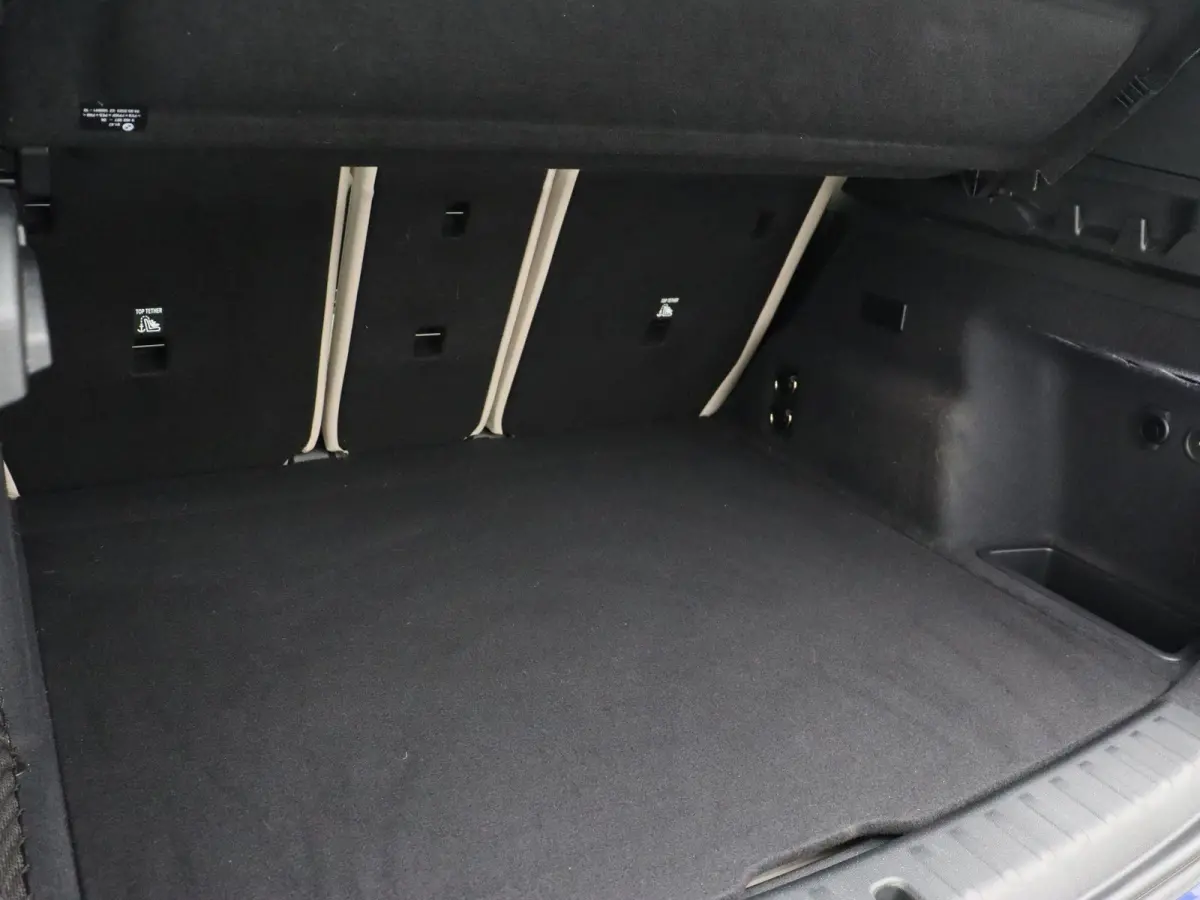 xDrive30 M Sportpakket | Innovation Pack | Comfort Pack | Trekhaak | Elektrisch Verstelbare Sportstoelen | Driving Assistant Professional | Head Up Display | Harman Kardon | 18''