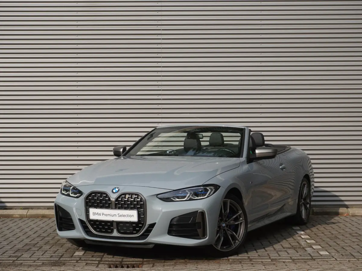 M440i xDrive Driving Assistant Professional | BMW Laserlight | HiFi System | 19 inch LM Dubbelspaak M wielen | BMW Head-Up Display