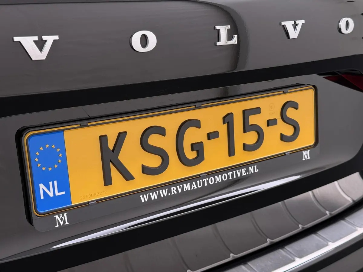 2.0 T8 Plug-in-hybrid AWD Polestar Engineered VAN:53.900,- VOOR:48.877,- UW HERFSTVOORDEEL:5.023,- ELEKTRISCHE TREKHAAK| VOLVO DEALER ONDERHOUDEN RECENT ONDERHOUD GEHAD| ELEKTRISCHE STOELEN 