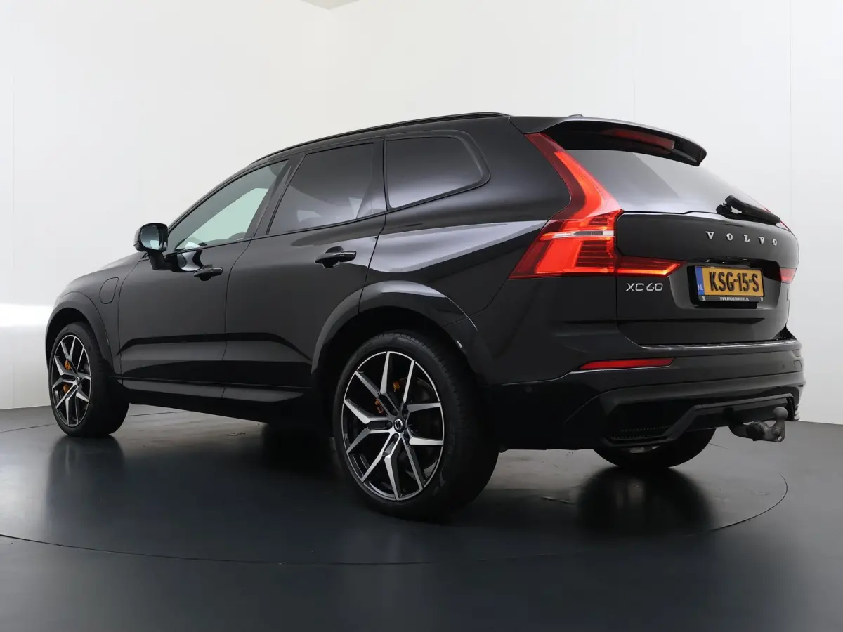2.0 T8 Plug-in-hybrid AWD Polestar Engineered VAN:53.900,- VOOR:48.877,- UW HERFSTVOORDEEL:5.023,- ELEKTRISCHE TREKHAAK| VOLVO DEALER ONDERHOUDEN RECENT ONDERHOUD GEHAD| ELEKTRISCHE STOELEN 