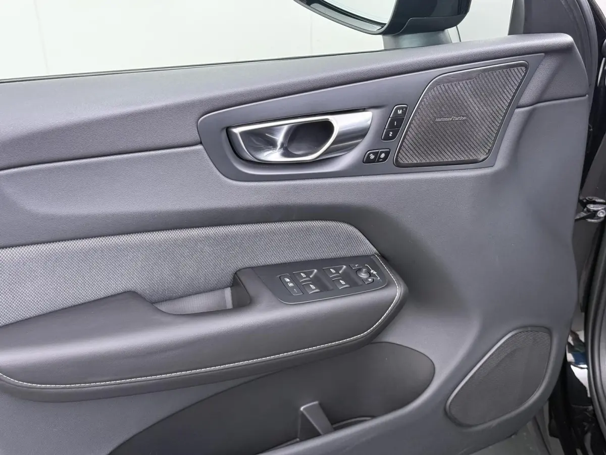 2.0 T8 Plug-in-hybrid AWD Polestar Engineered VAN:53.900,- VOOR:48.877,- UW HERFSTVOORDEEL:5.023,- ELEKTRISCHE TREKHAAK| VOLVO DEALER ONDERHOUDEN RECENT ONDERHOUD GEHAD| ELEKTRISCHE STOELEN 
