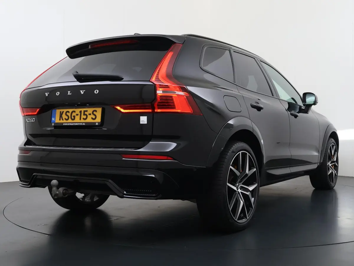 2.0 T8 Plug-in-hybrid AWD Polestar Engineered VAN:53.900,- VOOR:48.877,- UW HERFSTVOORDEEL:5.023,- ELEKTRISCHE TREKHAAK| VOLVO DEALER ONDERHOUDEN RECENT ONDERHOUD GEHAD| ELEKTRISCHE STOELEN 