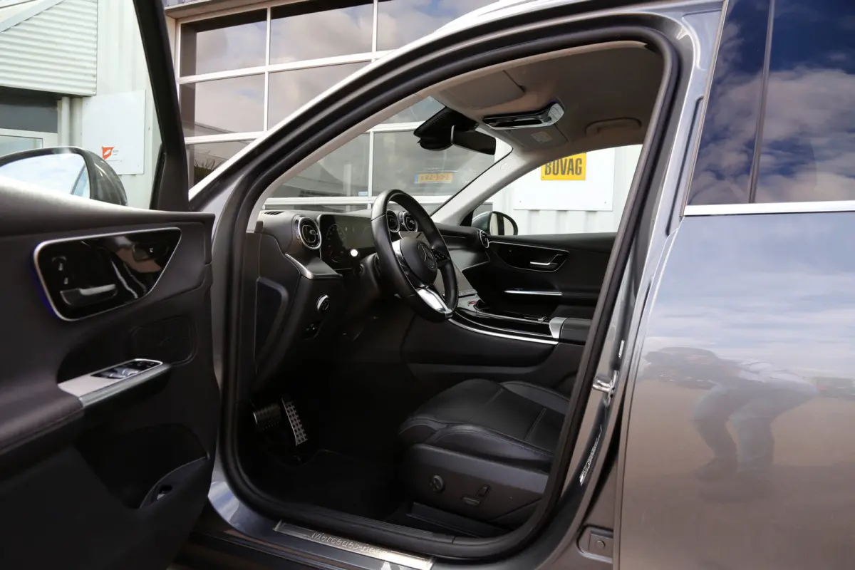 4MATIC Plug in hybride*Perfect Onderh.*Leder/Stoelverw./Sfeer/Apple Carplay-Android/Snellader/LED/DAB/Rijstrook/Cruise-Control/Camera/Parkeersens.V+A*