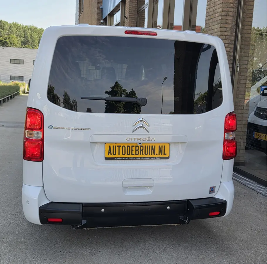 XL L3 75kWh Rolstoelauto / Rolstoelbus 7-Persoons met Bodemverlaging