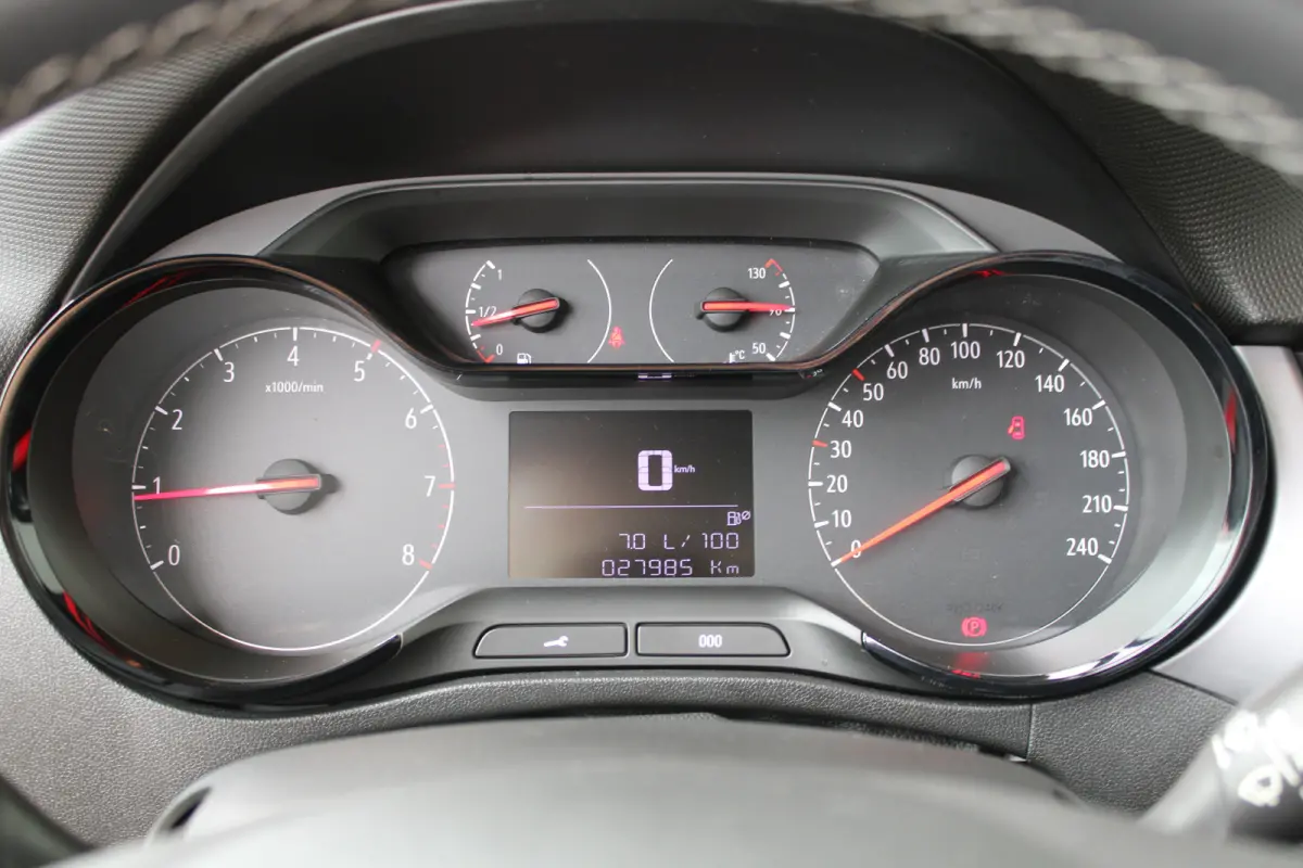 1.2 Edition | Cruise control | Android auto & Apple carplay | Airco |