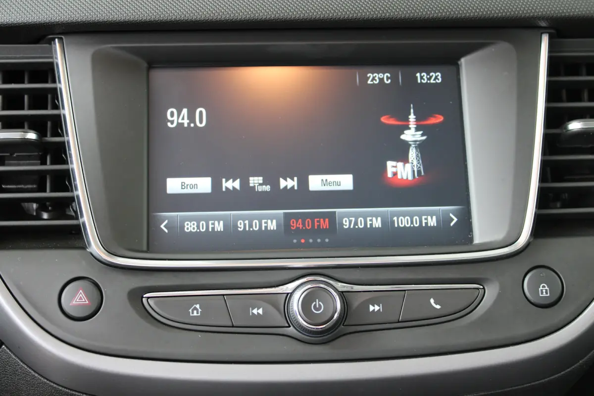 1.2 Edition | Cruise control | Android auto & Apple carplay | Airco |