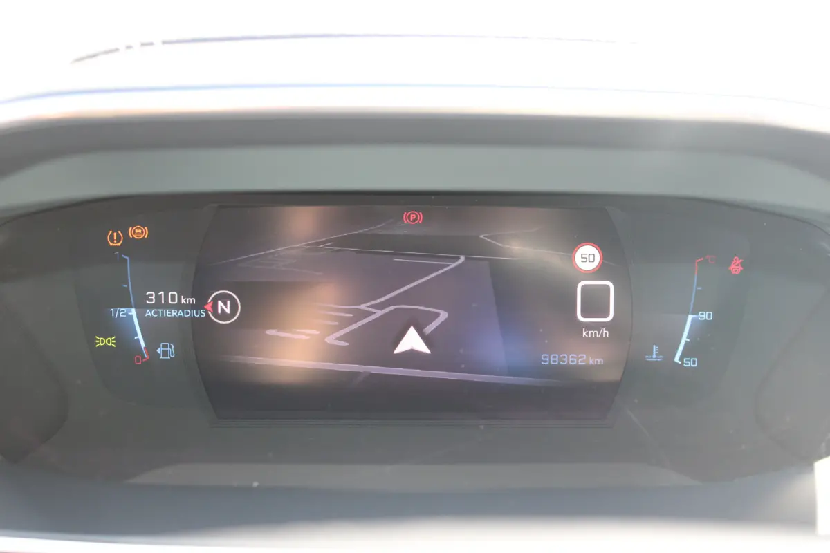1.2 PureTech GT | Navigatie | Camera | Apple carplay | Full LED | NL auto | Parkeersensoren |