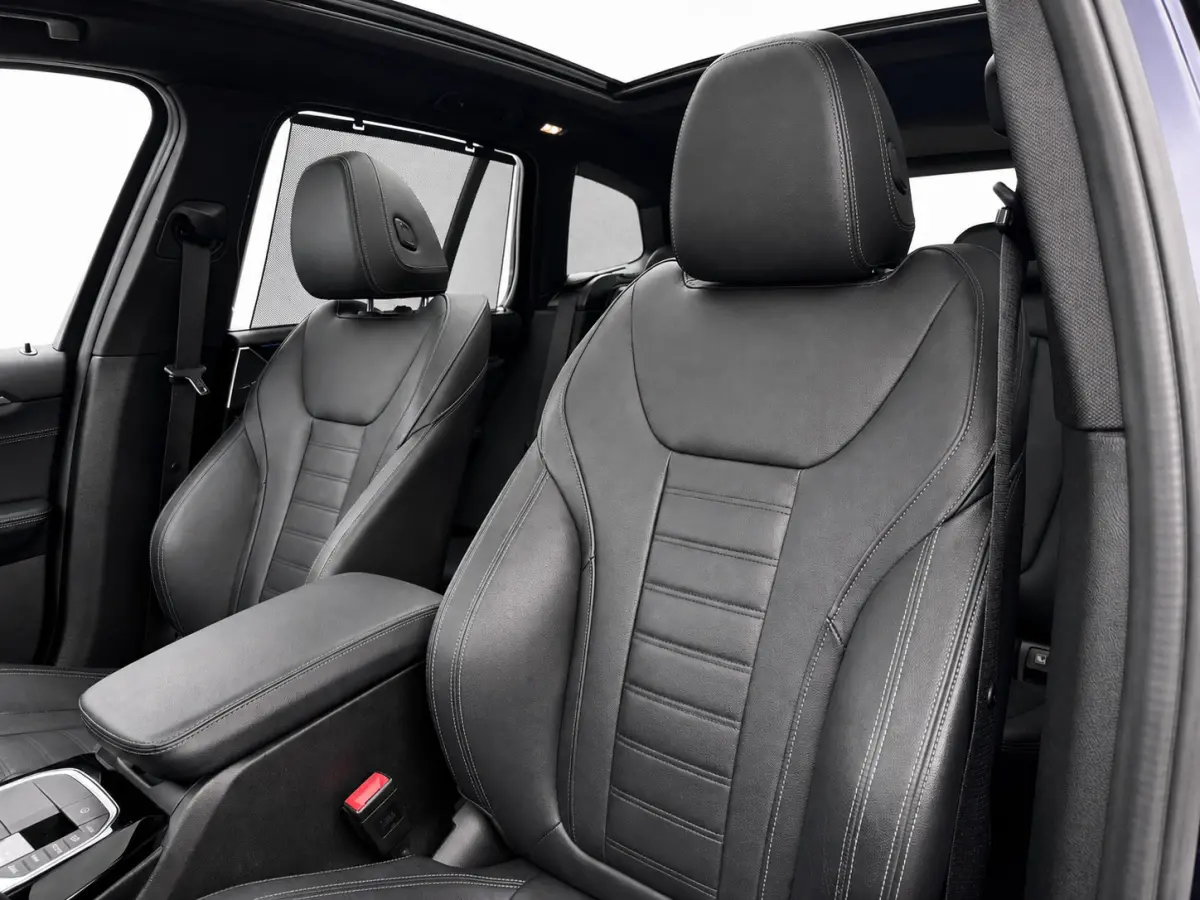 XDrive30e M-Sport | SOH 99% | Pano | Trekhaak | Harman Kardon | Elektr. stoelen | Head Up | Keyless | 20 inch | 360