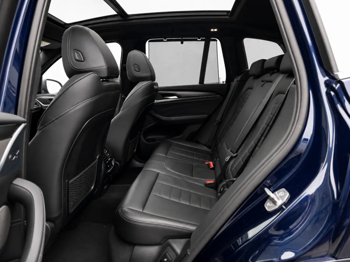 XDrive30e M-Sport | SOH 99% | Pano | Trekhaak | Harman Kardon | Elektr. stoelen | Head Up | Keyless | 20 inch | 360