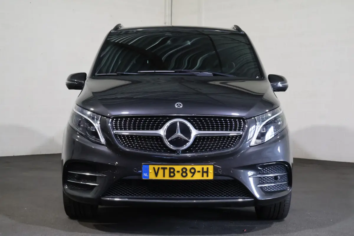 300d 4-MATIC Lang DC Avantgarde Edition AMG Burmester