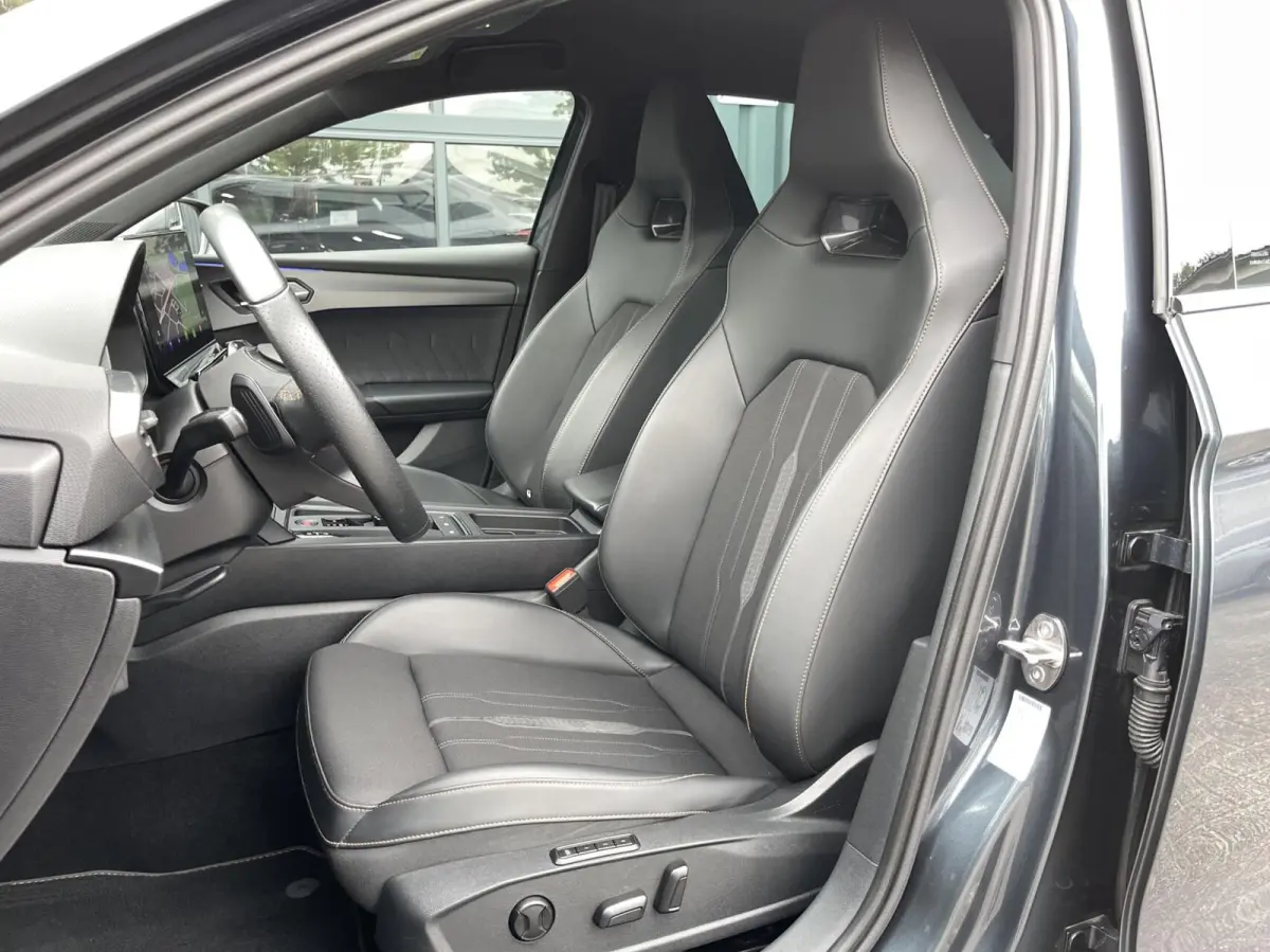 1.5 eTSI Business Edition Plus AUT. SPORT-STOELEN|SFEERVERLICHTING|CARPLAY|CAMERA|KEYLESS|DEALER ONDERHOUDEN|GARANTIE TOT DECEMBER 2027
