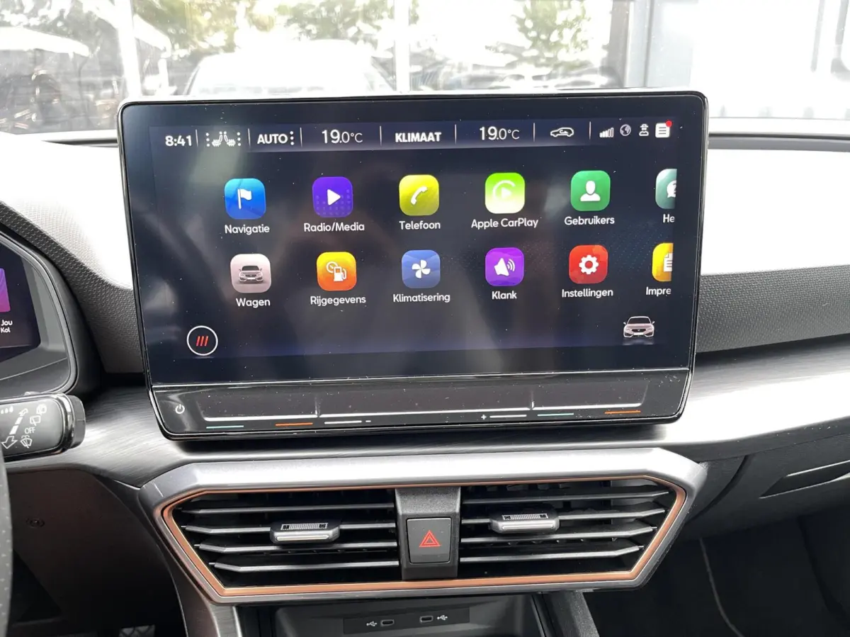 1.5 eTSI Business Edition Plus AUT. SPORT-STOELEN|SFEERVERLICHTING|CARPLAY|CAMERA|KEYLESS|DEALER ONDERHOUDEN|GARANTIE TOT DECEMBER 2027