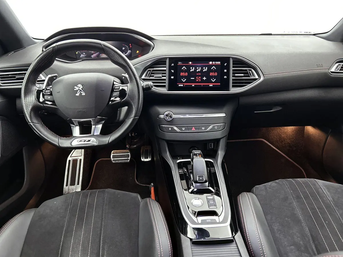 Blue Lease GT 130pk Automaat | Navigatie | Achteruitrijcamera | Full LED koplampen | Adaptieve Cruise Control | Keyless | Sportstoelen Leder/Alcantara verwarmd+massage | Climate Control | Pa