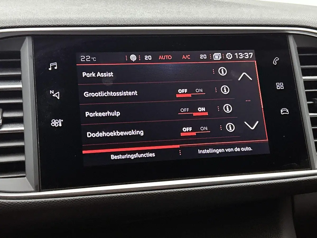 Blue Lease GT 130pk Automaat | Navigatie | Achteruitrijcamera | Full LED koplampen | Adaptieve Cruise Control | Keyless | Sportstoelen Leder/Alcantara verwarmd+massage | Climate Control | Pa