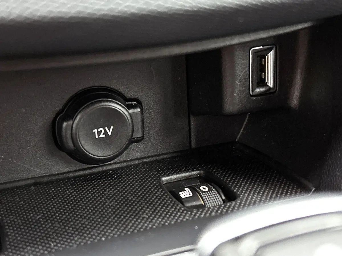 Blue Lease GT 130pk Automaat | Navigatie | Achteruitrijcamera | Full LED koplampen | Adaptieve Cruise Control | Keyless | Sportstoelen Leder/Alcantara verwarmd+massage | Climate Control | Pa