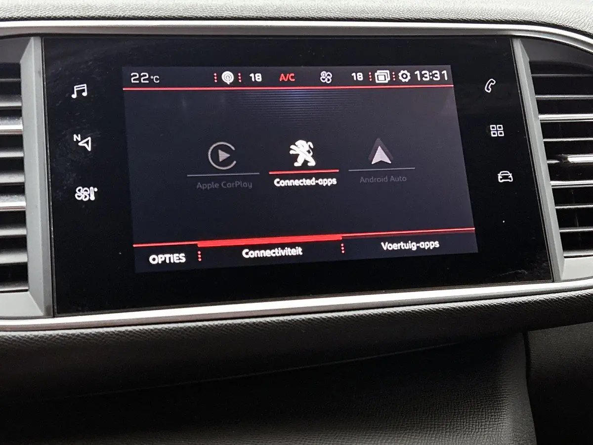 Blue Lease GT 130pk Automaat | Navigatie | Achteruitrijcamera | Full LED koplampen | Adaptieve Cruise Control | Keyless | Sportstoelen Leder/Alcantara verwarmd+massage | Climate Control | Pa