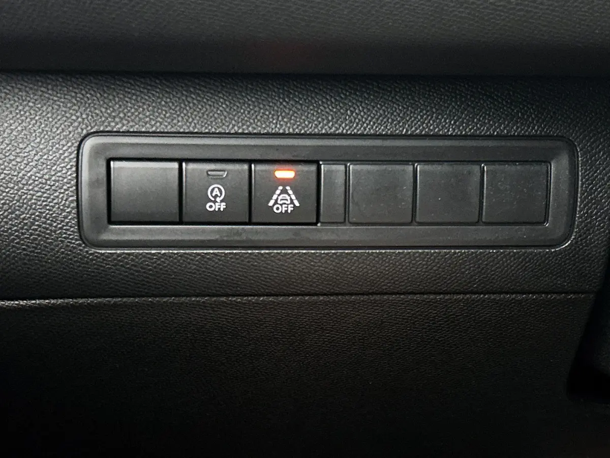 Blue Lease GT 130pk Automaat | Navigatie | Achteruitrijcamera | Full LED koplampen | Adaptieve Cruise Control | Keyless | Sportstoelen Leder/Alcantara verwarmd+massage | Climate Control | Pa