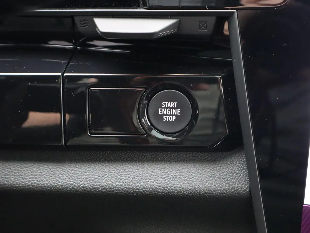 esprit Alpine Full Hybrid E-Tech 200 | Panoramadak | Head-Up Display | Matrix LED |