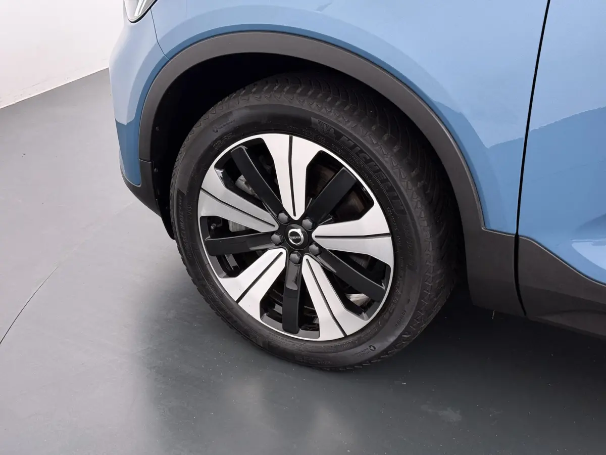 Recharge Core 70 kWh VAN:32.900,- VOOR:29.770,- UW HERFSTVOORDEEL:3.130,- SOH 95% | STOEL & STUUR VERWARMING | ACHTERUITRIJCAMERA | 12 MND BOVAG GARANTIE| PANO| VOLVO DEALER ONDERHOUDEN|