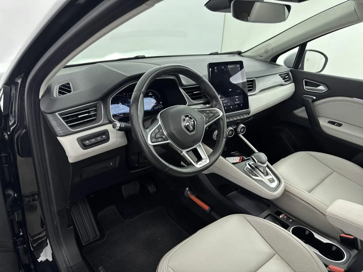 1.6 E-Tech Plug-in Hybrid 160 Initiale Paris | PANO | ACC | 360 Camera | BOSE | Stoelverwarming | Lane Asisst | elektr. stoelverstelling | Apple Carplay/Android Auto | lichtmetalen velgen 18