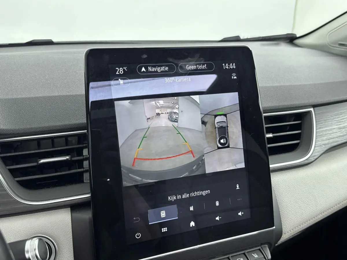 1.6 E-Tech Plug-in Hybrid 160 Initiale Paris | PANO | ACC | 360 Camera | BOSE | Stoelverwarming | Lane Asisst | elektr. stoelverstelling | Apple Carplay/Android Auto | lichtmetalen velgen 18