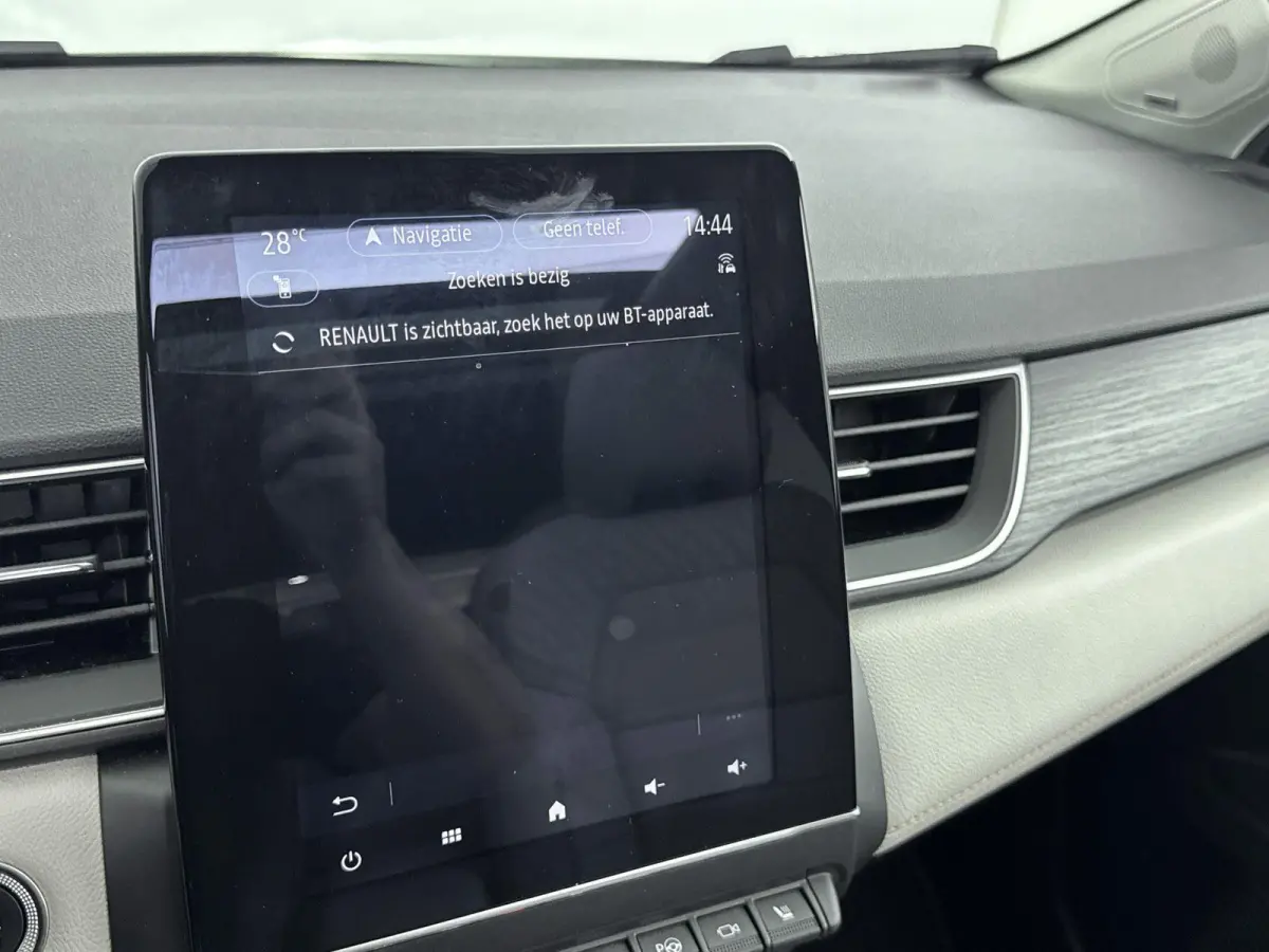 1.6 E-Tech Plug-in Hybrid 160 Initiale Paris | PANO | ACC | 360 Camera | BOSE | Stoelverwarming | Lane Asisst | elektr. stoelverstelling | Apple Carplay/Android Auto | lichtmetalen velgen 18