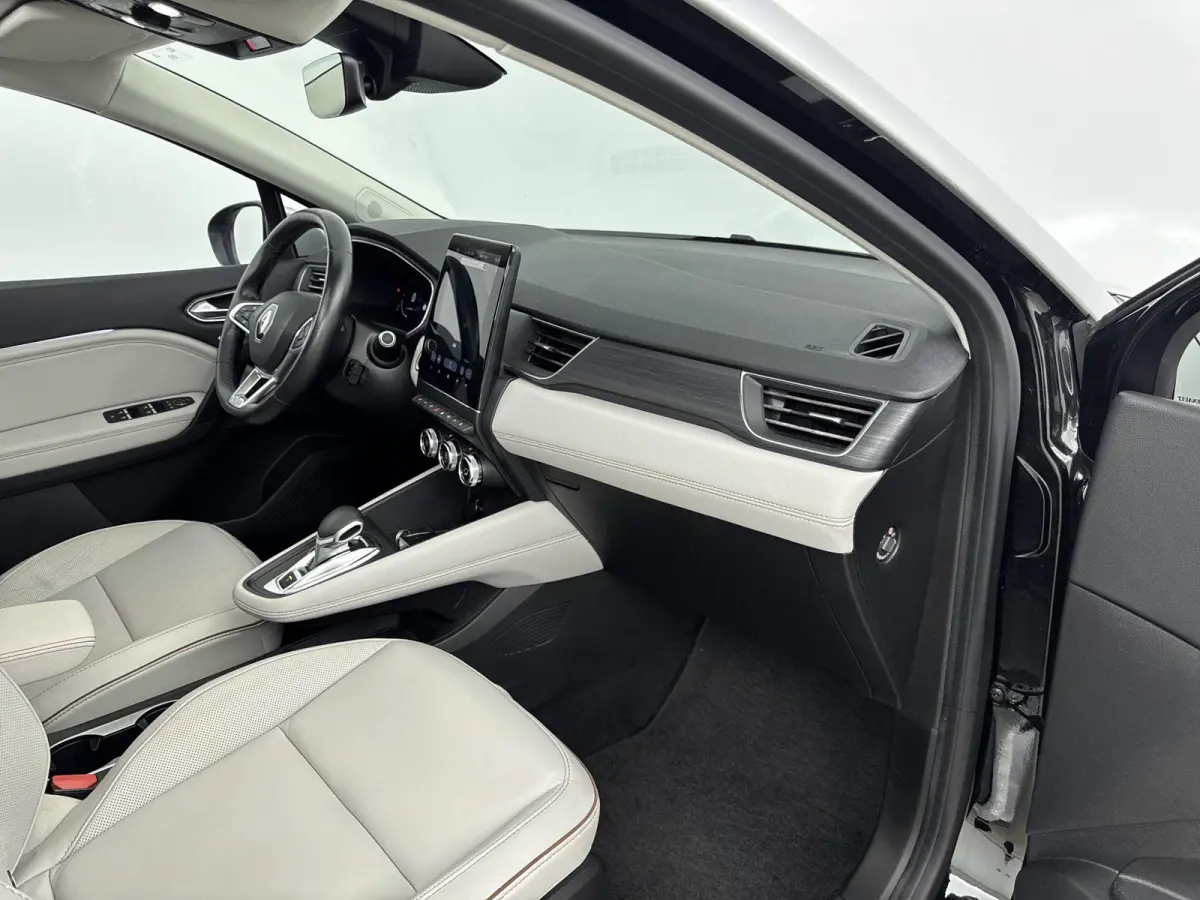 1.6 E-Tech Plug-in Hybrid 160 Initiale Paris | PANO | ACC | 360 Camera | BOSE | Stoelverwarming | Lane Asisst | elektr. stoelverstelling | Apple Carplay/Android Auto | lichtmetalen velgen 18