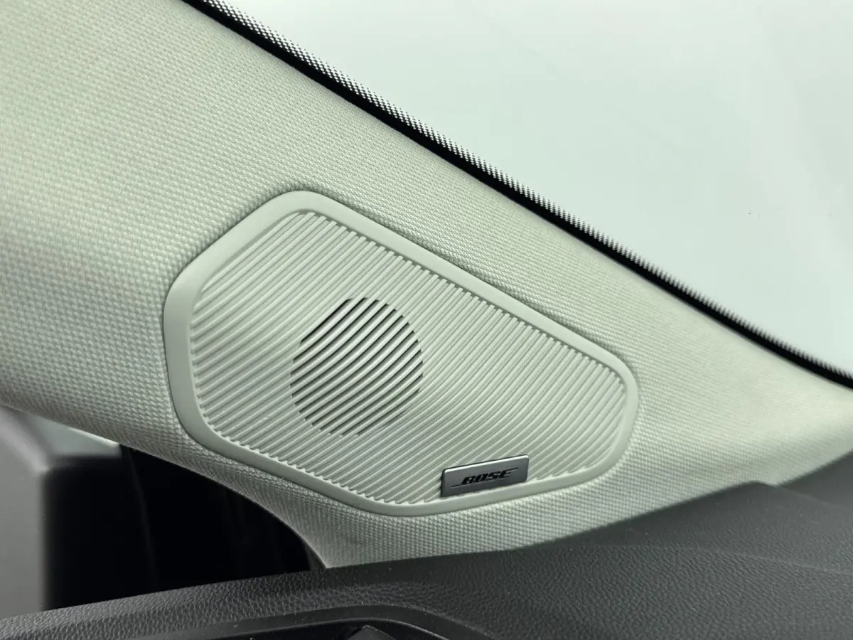 1.6 E-Tech Plug-in Hybrid 160 Initiale Paris | PANO | ACC | 360 Camera | BOSE | Stoelverwarming | Lane Asisst | elektr. stoelverstelling | Apple Carplay/Android Auto | lichtmetalen velgen 18