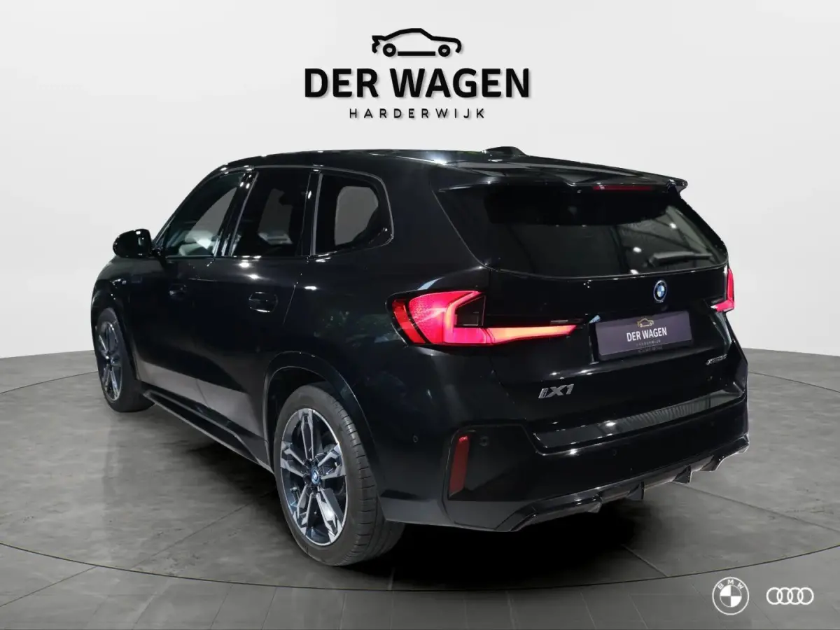 xDrive30 67 kWh M SPORT / KEYLESS ENTRY-START / 19" / AUT DIM SPIEGELS / DRAADLOOS LADEN TEL
