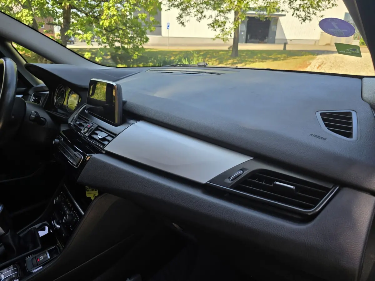 216i Corporate Lease Executive Airco Navi