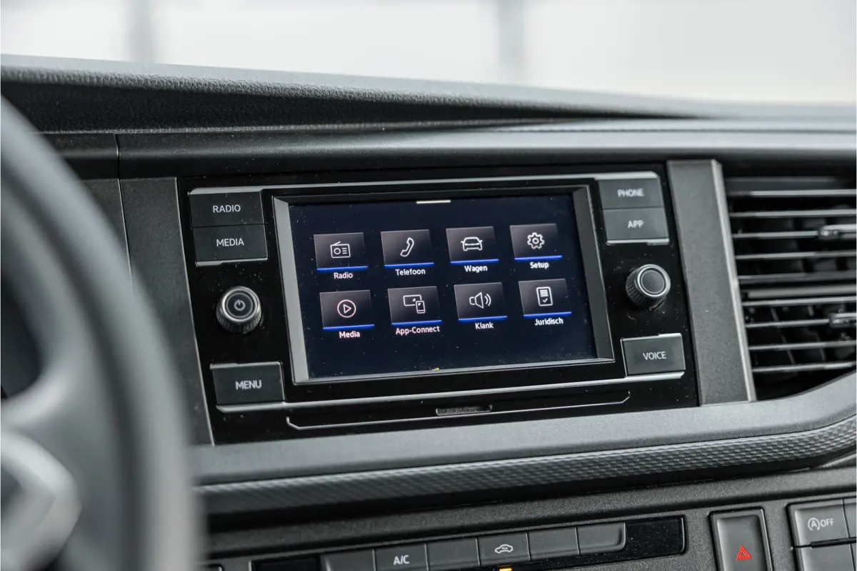 T6.1 2.0 TDI L2H1 DC 4Motion | Dubbel cabine | 5-zitter | Bi-Xenon | CarPlay | Camera | Navigatie | MF Stuur | Trekhaak | DAB | Cruise control