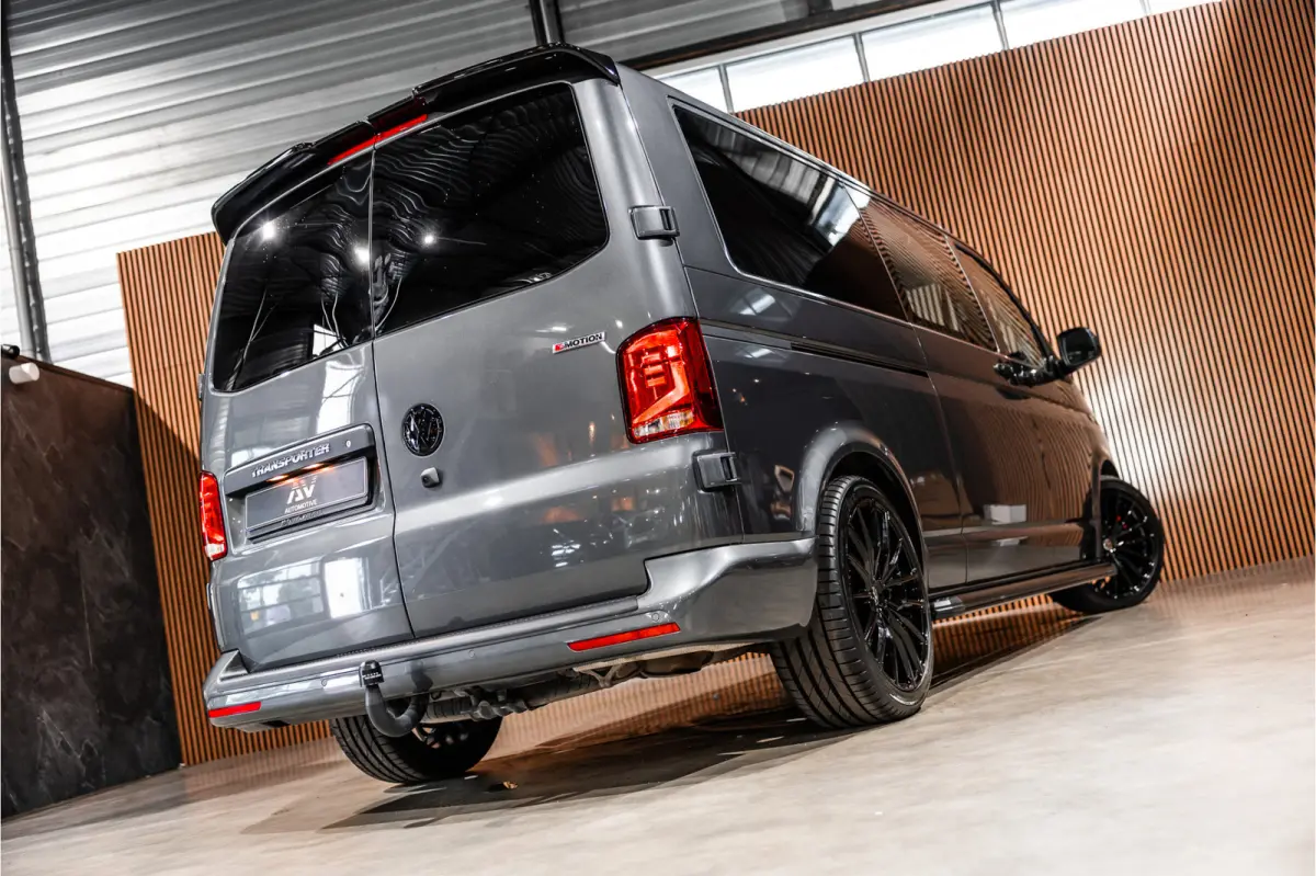 T6.1 2.0 TDI L2H1 DC 4Motion | Dubbel cabine | 5-zitter | Bi-Xenon | CarPlay | Camera | Navigatie | MF Stuur | Trekhaak | DAB | Cruise control