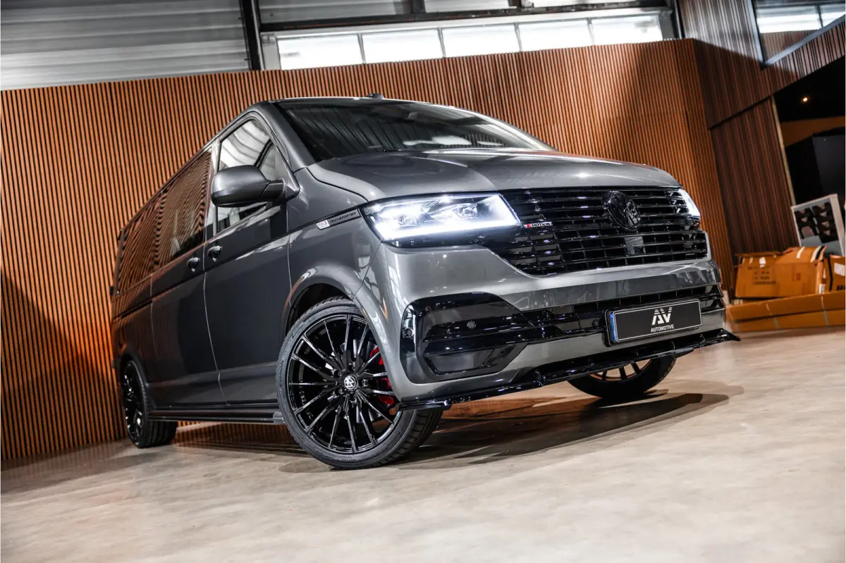 T6.1 2.0 TDI L2H1 DC 4Motion | Dubbel cabine | 5-zitter | Bi-Xenon | CarPlay | Camera | Navigatie | MF Stuur | Trekhaak | DAB | Cruise control
