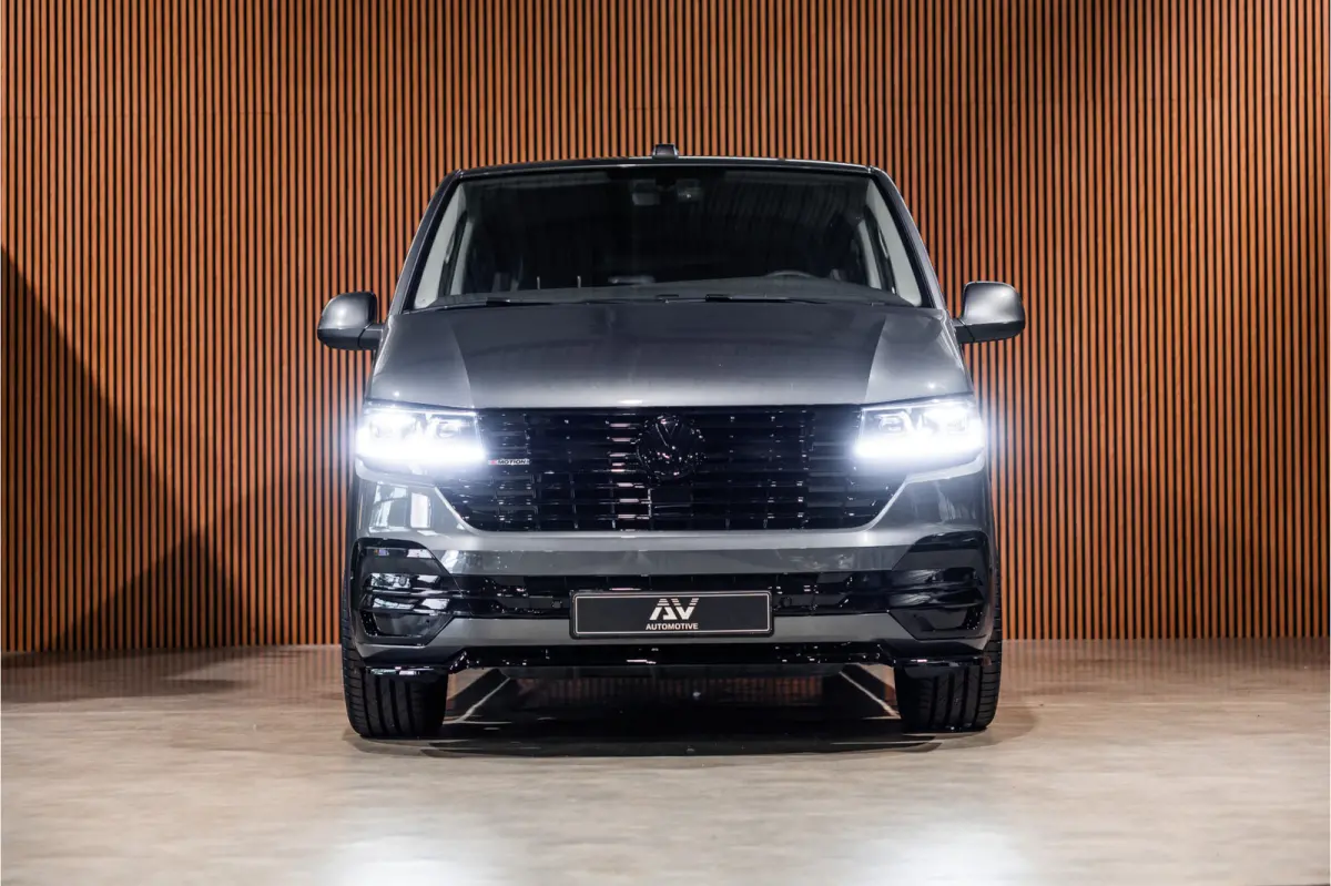 T6.1 2.0 TDI L2H1 DC 4Motion | Dubbel cabine | 5-zitter | Bi-Xenon | CarPlay | Camera | Navigatie | MF Stuur | Trekhaak | DAB | Cruise control