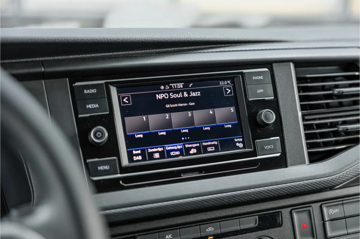 T6.1 2.0 TDI L2H1 DC 4Motion | Dubbel cabine | 5-zitter | Bi-Xenon | CarPlay | Camera | Navigatie | MF Stuur | Trekhaak | DAB | Cruise control