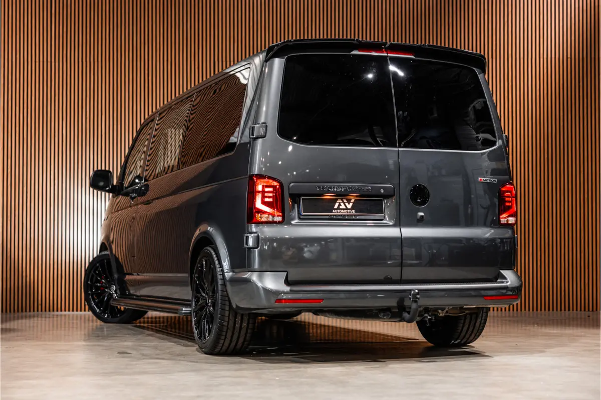 T6.1 2.0 TDI L2H1 DC 4Motion | Dubbel cabine | 5-zitter | Bi-Xenon | CarPlay | Camera | Navigatie | MF Stuur | Trekhaak | DAB | Cruise control