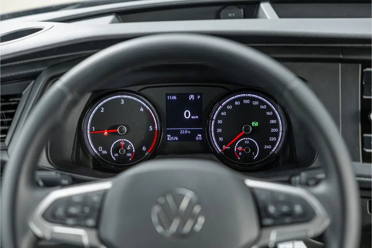 T6.1 2.0 TDI L2H1 DC 4Motion | Dubbel cabine | 5-zitter | Bi-Xenon | CarPlay | Camera | Navigatie | MF Stuur | Trekhaak | DAB | Cruise control