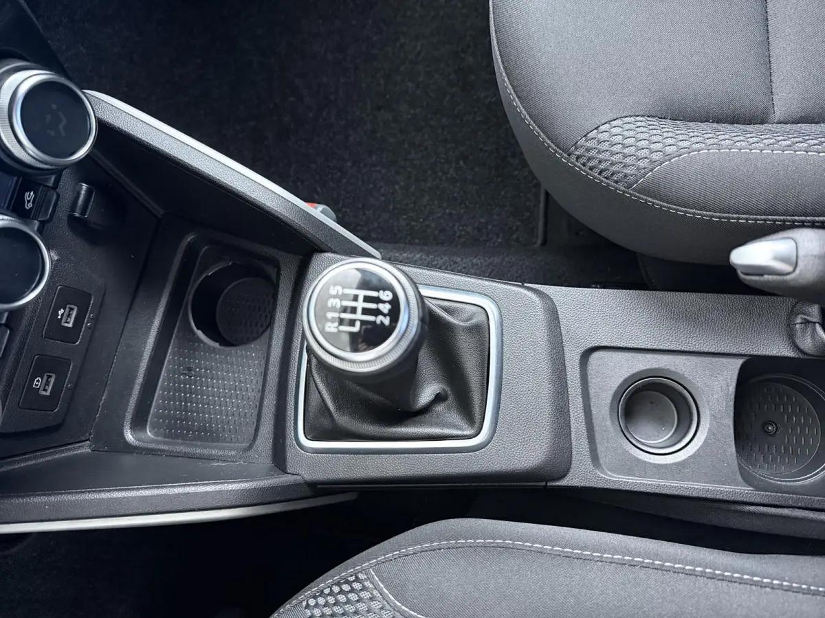 TCe 100 Bi-Fuel Prestige | LPG | 360 Camera | Navigatie | Apple CarPlay |