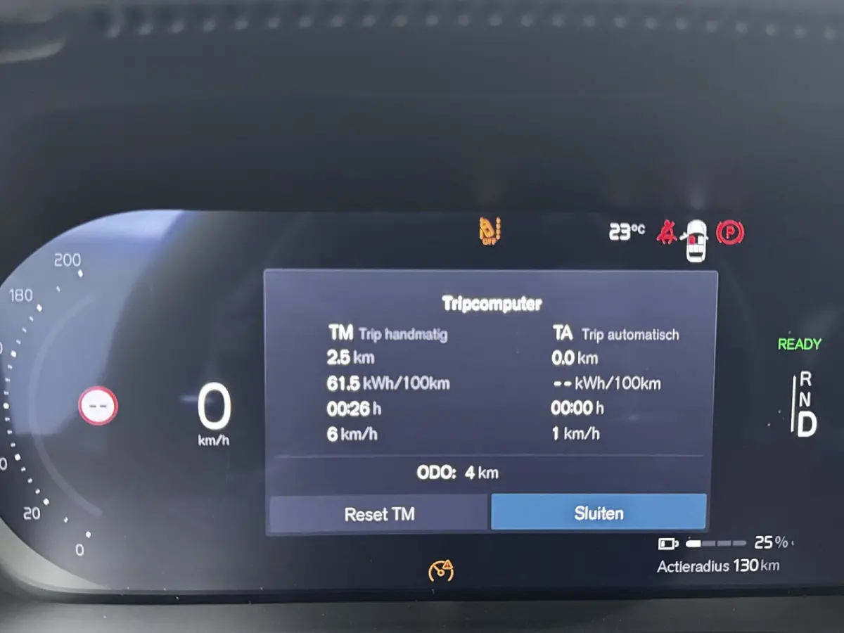Single Motor Plus Black Edition Europa 70 kWh | Achterbank verwarmd | Achteruitrijcamera | Apple Carplay/Android Auto|telefoonintegratie premium