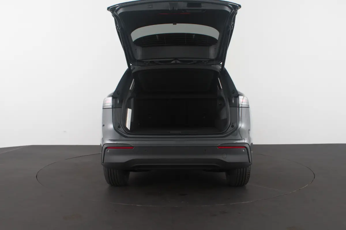 1.5 TSI eHybrid Life Edition (nieuw) Dolphin Gray/18inch/IQ/Design-pakket/Winterpakket Plus...