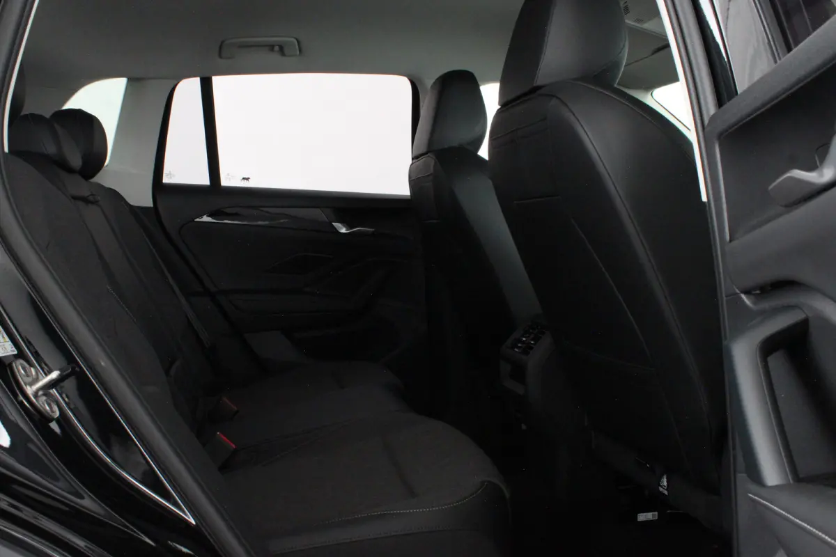1.5 TSI eHybrid Life Edition (nieuw) Dolphin Gray/18inch/IQ/Design-pakket/Winterpakket Plus...