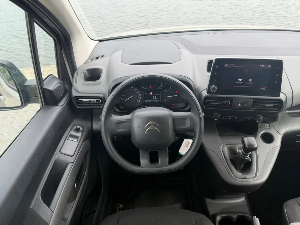 1.2 PureTech Feel So Good - Sable Metallic - Parkeercamera/Cruise/Carplay/Navigatie