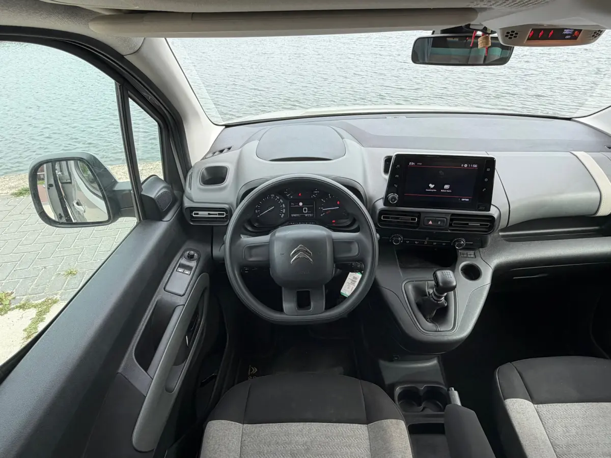 1.2 PureTech Feel So Good - Sable Metallic - Parkeercamera/Cruise/Carplay/Navigatie