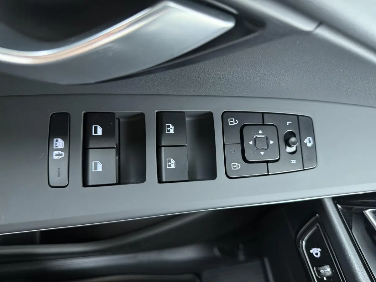 1.6 GDi Hybrid DynamicPlusLine | Adaptieve Cruise Control | Stoelverwarming |