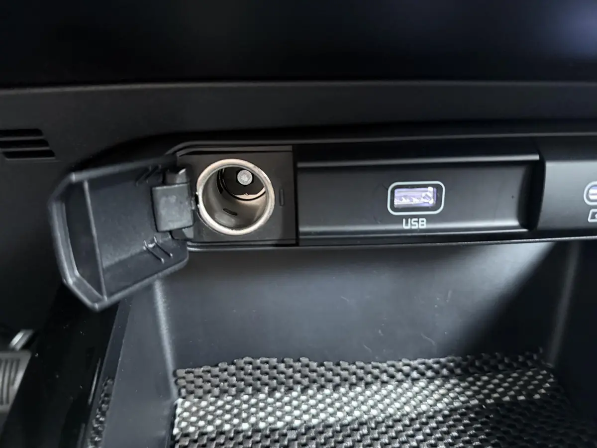 1.6 GDi Hybrid DynamicPlusLine | Adaptieve Cruise Control | Stoelverwarming |